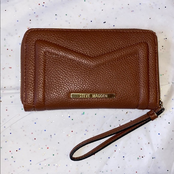 Steve Madden Handbags - Steve Madden Wallet